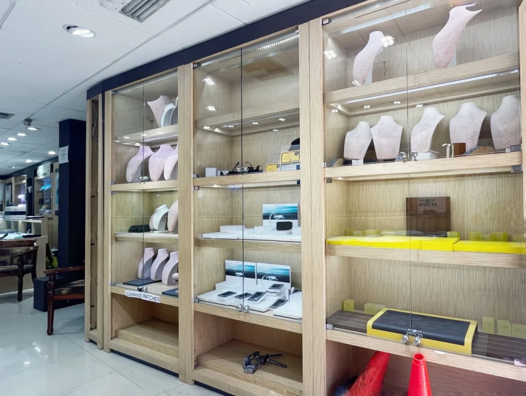 R11. Store Interior 4 scaled 1