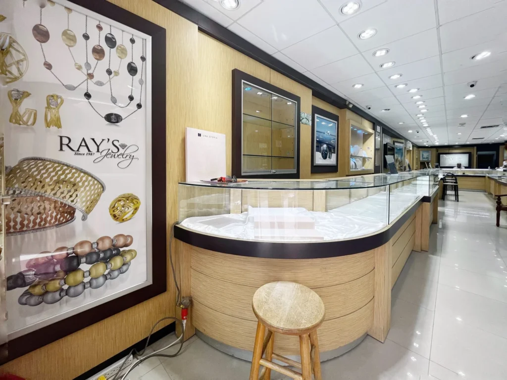 R11. Store Interior 5 scaled 1